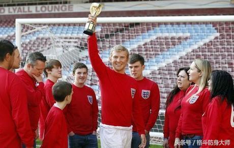 足球史上最强11人组合,足球史上最强十一人