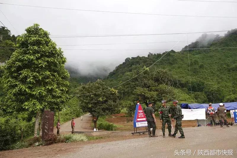 泰国被困13名小足球队员事件,泰国足球队被困山洞14天原因