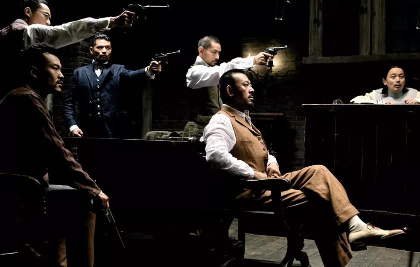 跟周星驰合作过的香港男演员评价,比周星驰好的演员