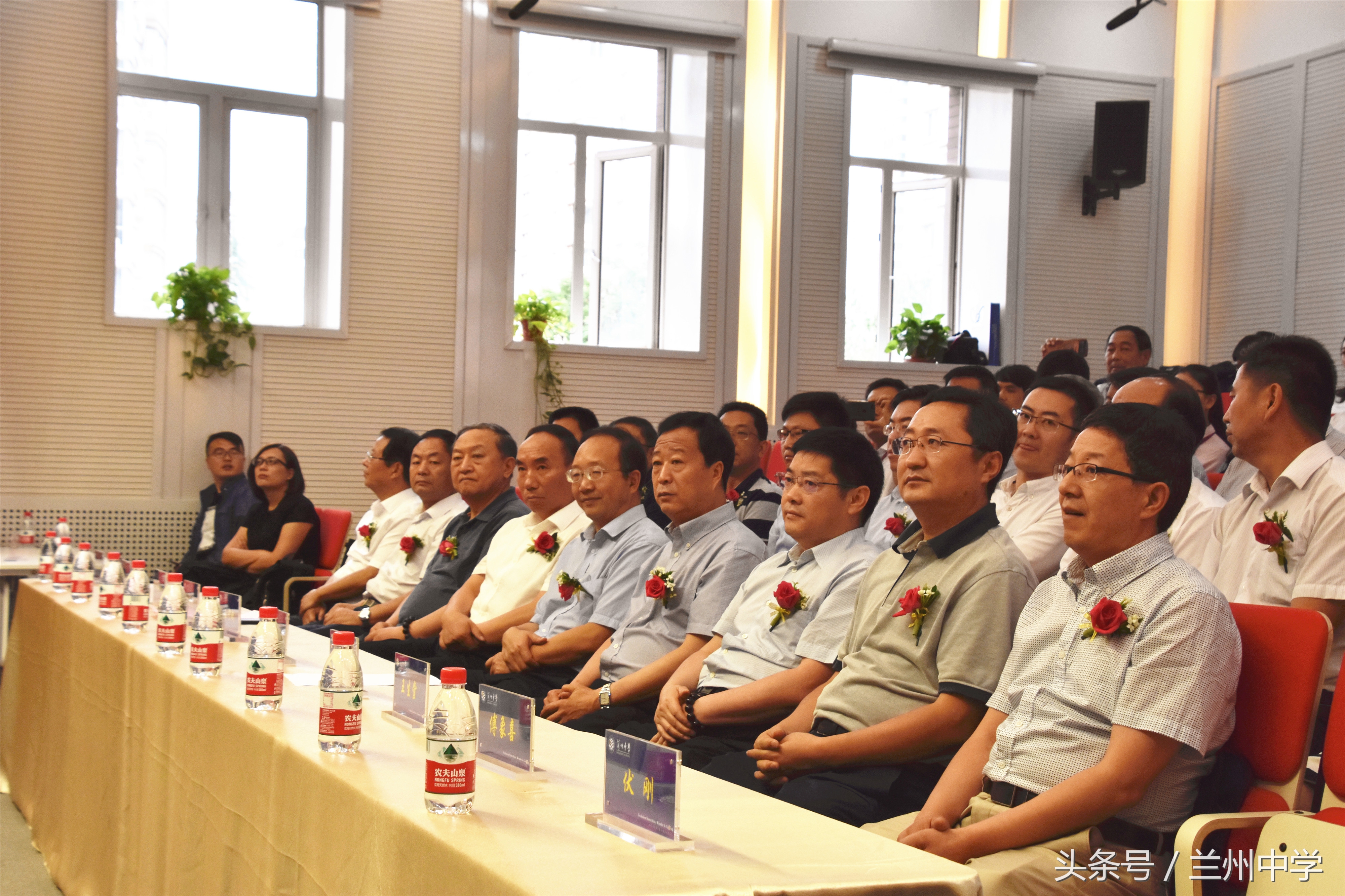 兰州中学与西北师范大学附属中学的合作办学正式启动