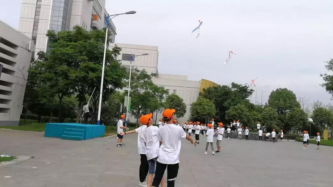 2018镇安贫困学生“体验南京文化”夏令营活动侧记