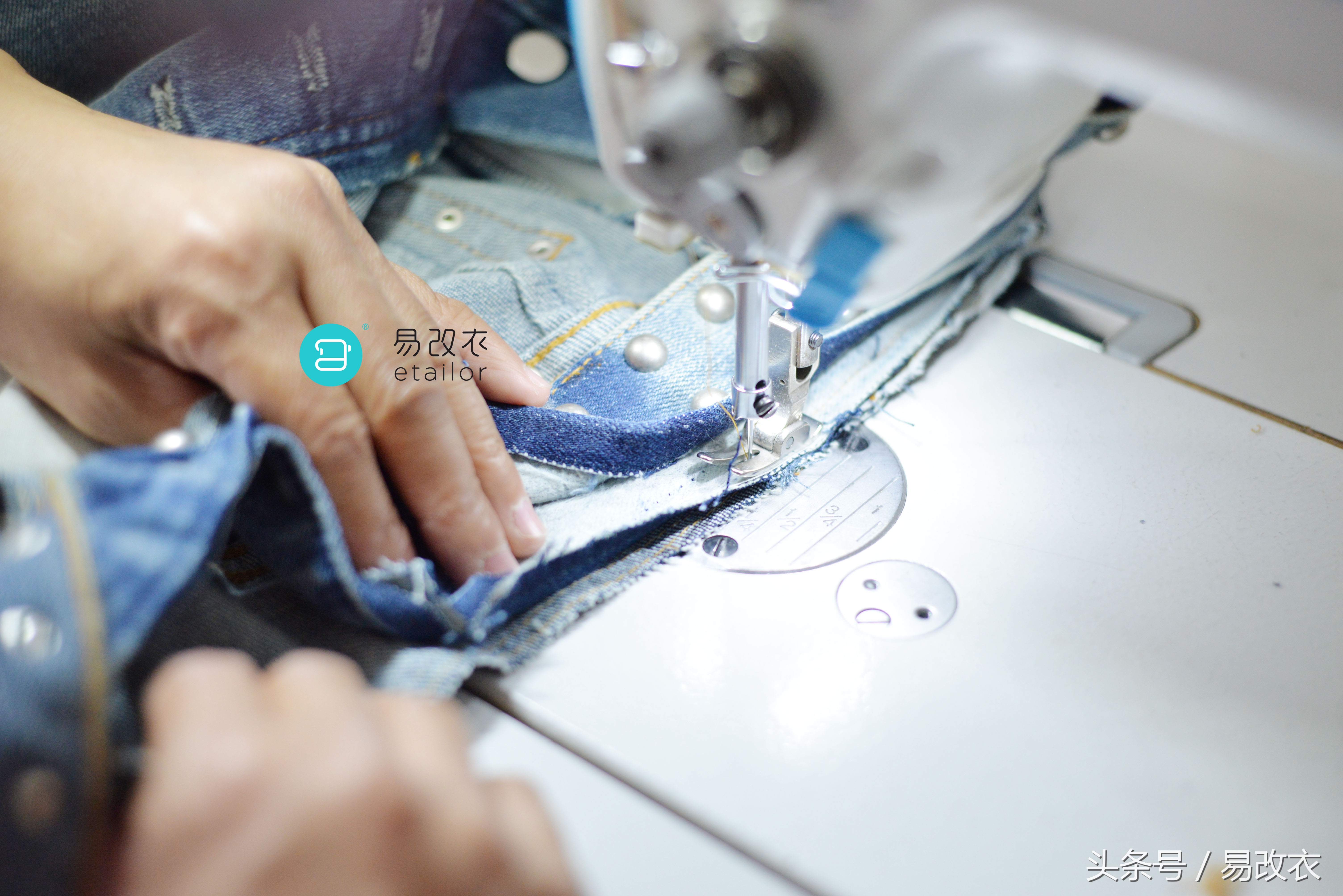 不用剪刀就能把裤腰变小的方法,不用钱改裤脚