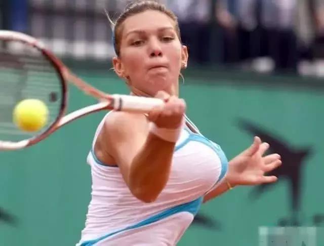 女网球运动员为什么要穿裙子,女网球运动员为什么穿裙子