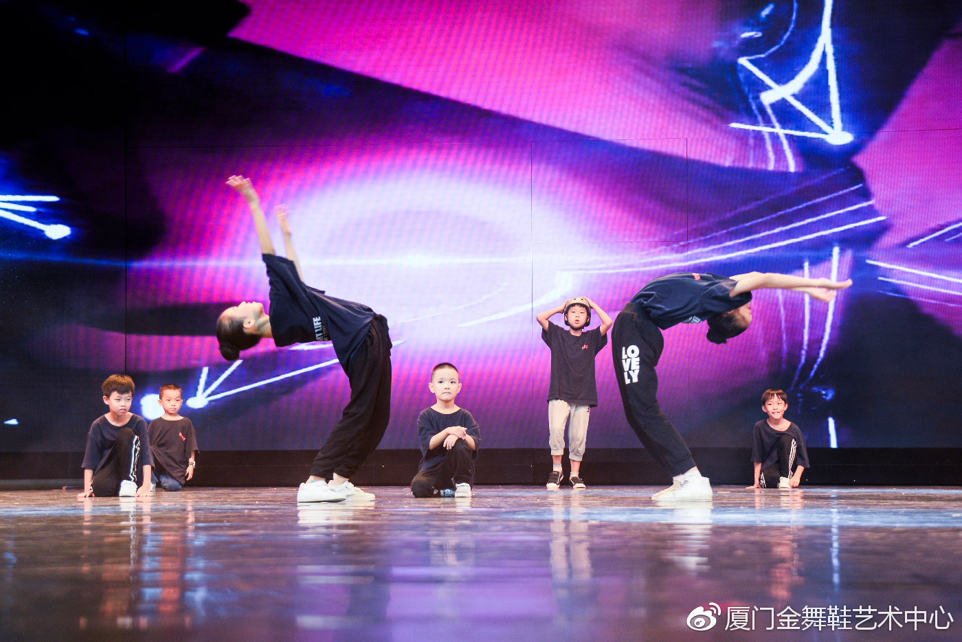 妈妈对学舞蹈女儿的简短寄语,想学舞蹈怎么跟妈妈说