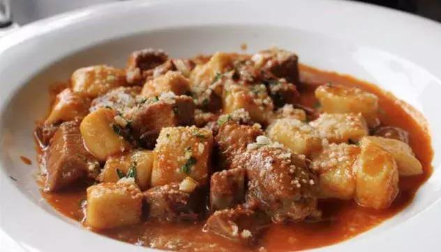 足球每日三道硬菜推荐,足球十大必吃美食