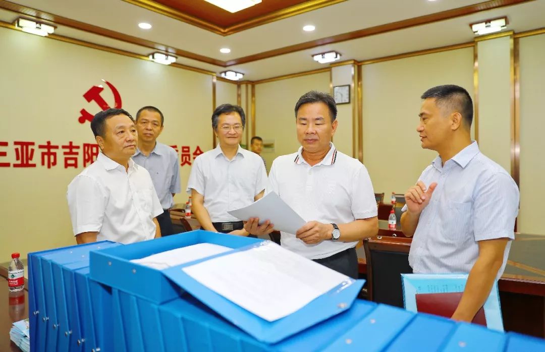 肖杰：创新维稳工作机制确保全省社会大局稳定