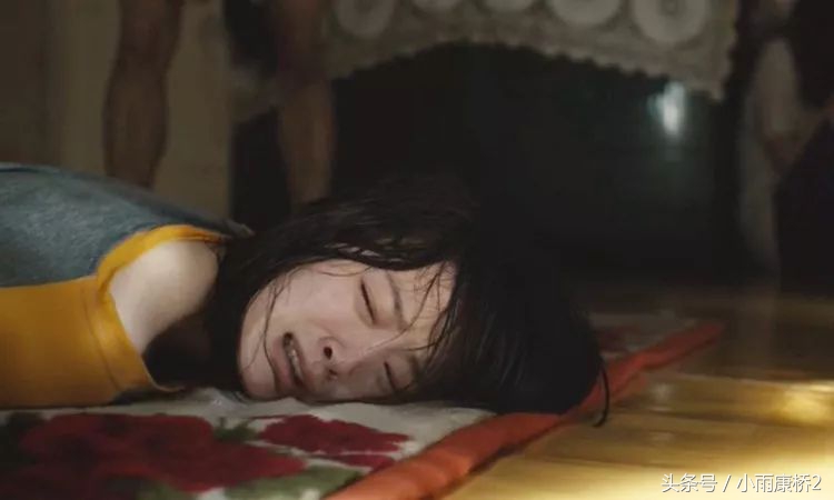 酒吧监控曝光：女孩被性侵，有多容易