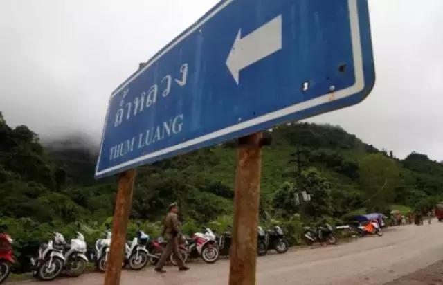 泰国足球队已获救纪录片,泰国足球队被发现时的视频