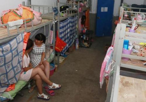 温州工厂老板；现在年轻人找工作不问工资，而是问这三个问题