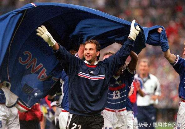 世界杯哪支球队带了4个门将,这届世界杯哪个队门将最出色