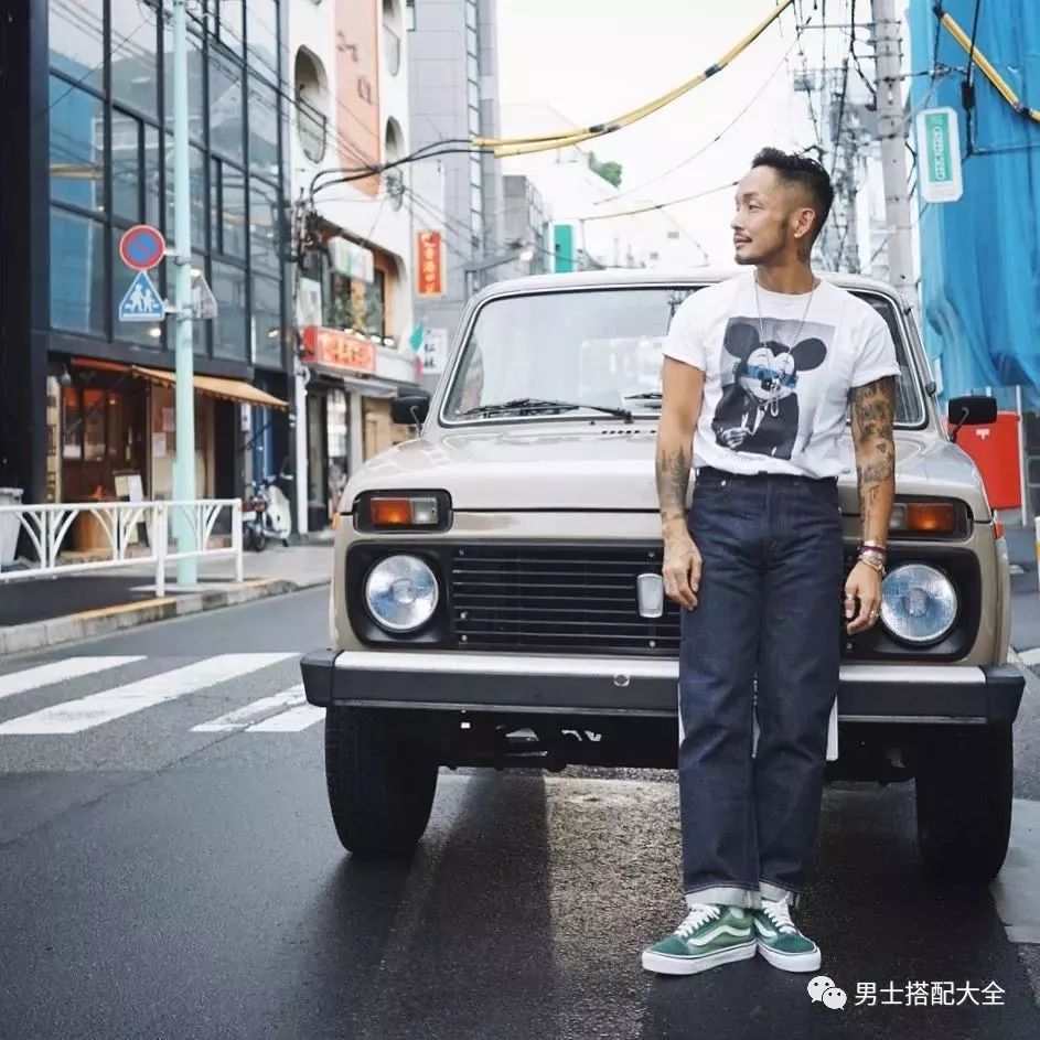 小个子男士如何塑造出大气场,小个子男生怎么穿出气质高级感