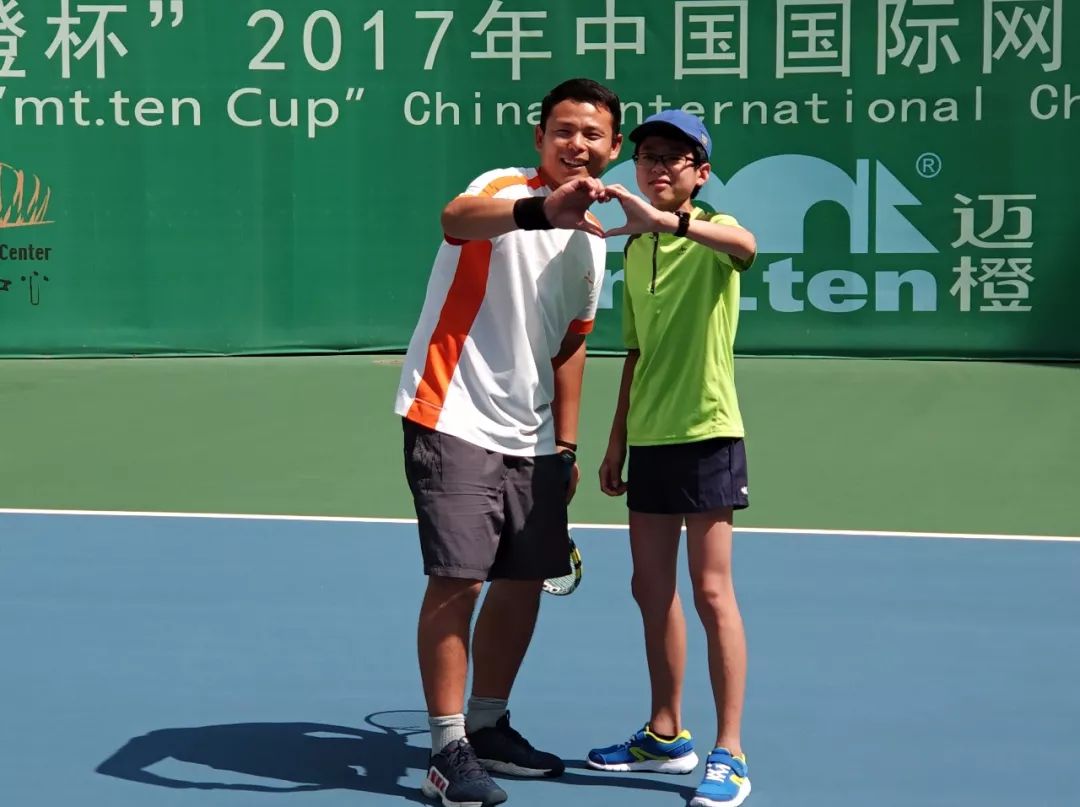 莱芜市妇联、市妇女儿童活动中心组织20名山里娃赴济南参加“爱·圆梦泉城——关爱农村困境儿童行动”公益夏令营