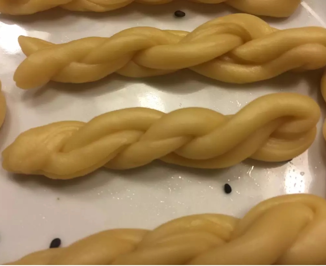 好吃的麻花外酥里软带香,六种口味小麻花香酥