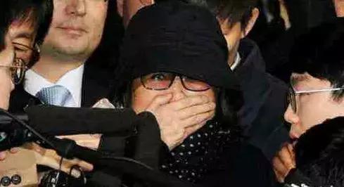 引爆政坛，罢免总统！凭什么它是亚洲第一名门女校？