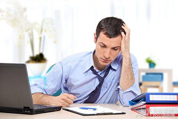 久坐的正确拉伸方法,上班族拉伸改善圆肩驼背