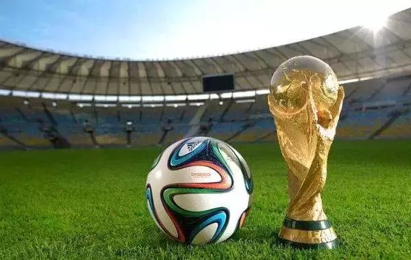 利用赌博诈骗500万以上,利用赌博诈骗300万