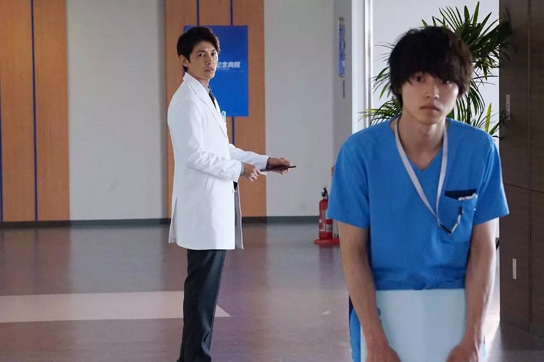 山崎贤人呆萌,山崎贤人藤木直人