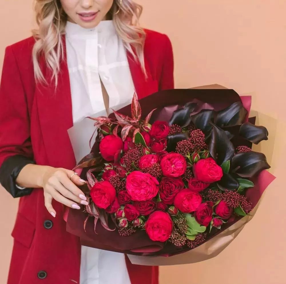 银柳插花颜色搭配教程,插花技巧花艺色彩搭配