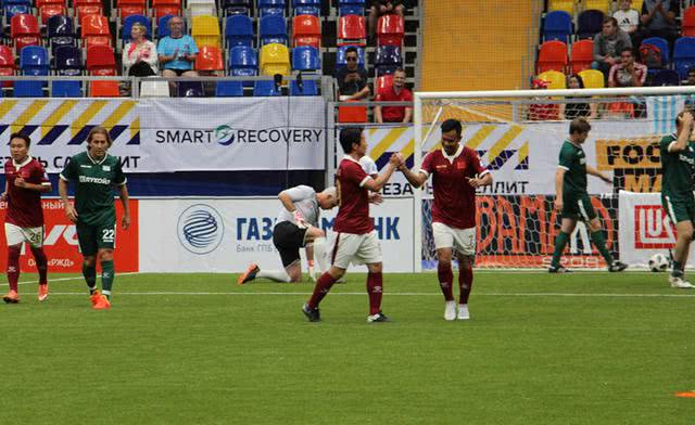 董路足球生涯5佳球,中国传奇杯夺冠