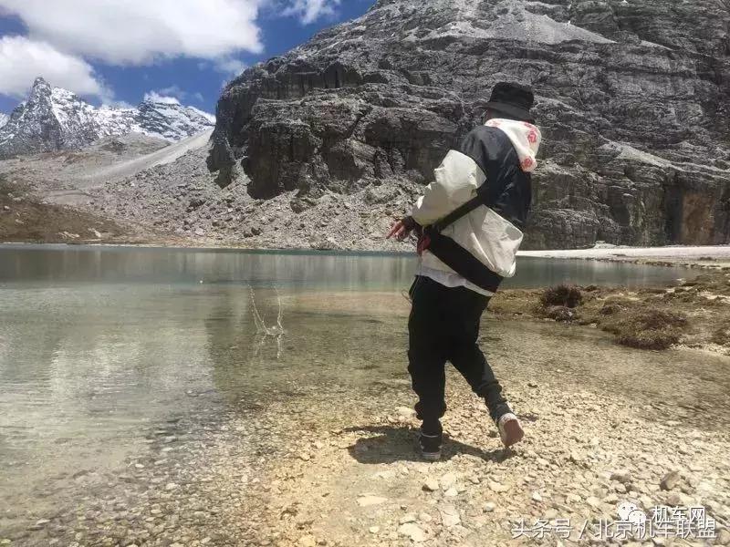 摩友旅途美景,摩友们感受骑行的独特魅力