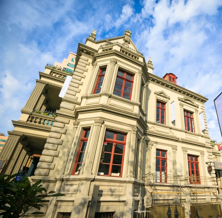 青岛是一个怎么样的地方,青岛是一座什么样的城市