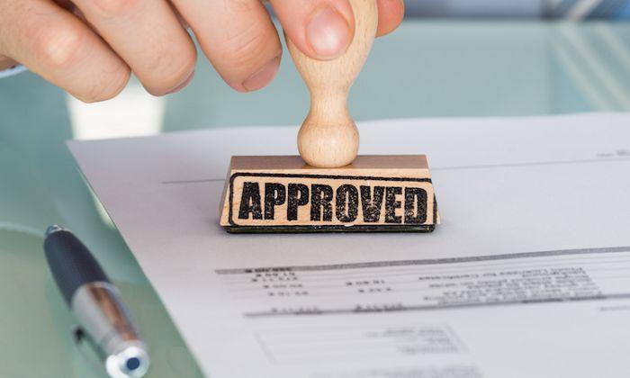 负债近1000亿,负债65万亿爆雷了会怎样