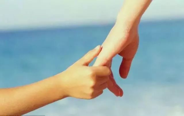 高中生初恋应该怎么相处,高中生初恋怎么谈