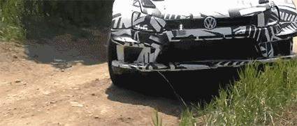 兄弟间的小动作,兄弟之间的小动作