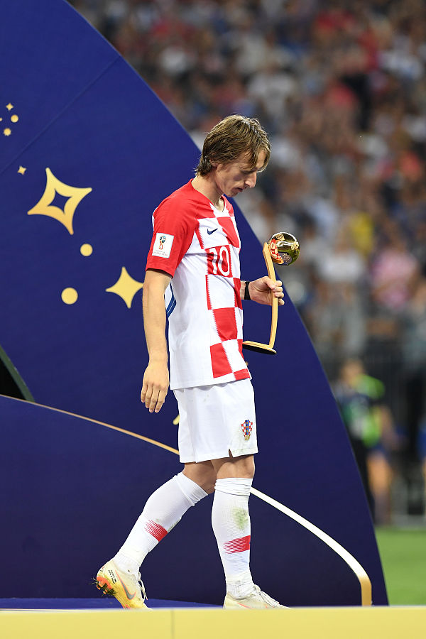 世界杯颁奖金球金靴,世界杯金球奖和金靴奖得主