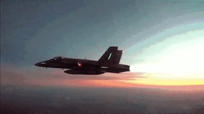 战斗机被导弹锁定能跑掉吗,战斗机被导弹锁定逃脱的概率