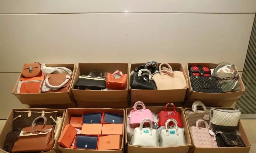 香港假货被查,香港查获假货视频