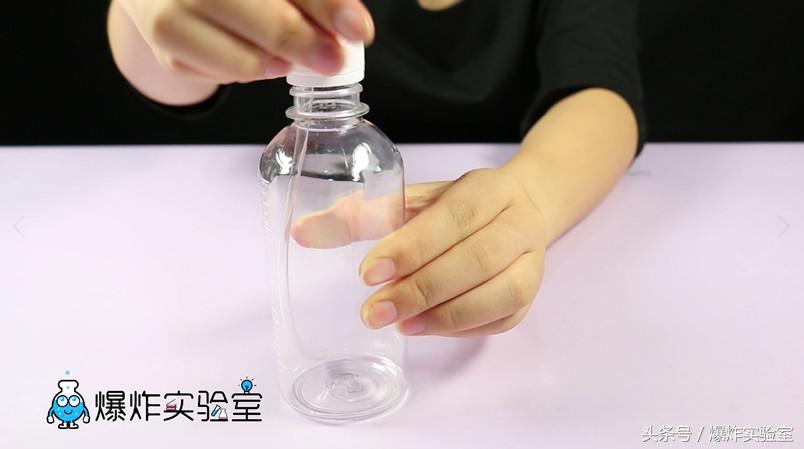 水由低处引向高处原理,虹吸原理怎么把低处的水吸到高处