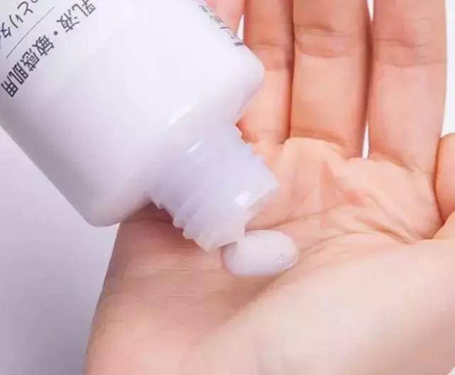 油性皮肤夏天适合用什么水乳,夏天最好用的水乳干皮