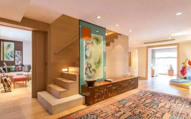 梅西内马尔c罗豪宅,梅西和c罗的房子长啥样