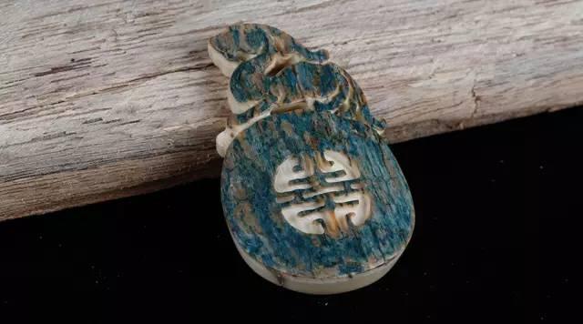 猛犸象牙工艺品如何辨别真伪,如何辨认猛犸象牙是真的假的