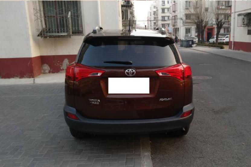 旧款rav4越野,如果不知道买啥车就去街上看看