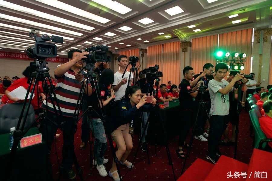 古隆中窖龄20年42度酒多少钱一瓶,古隆中窖龄12年浓香型白酒多少钱