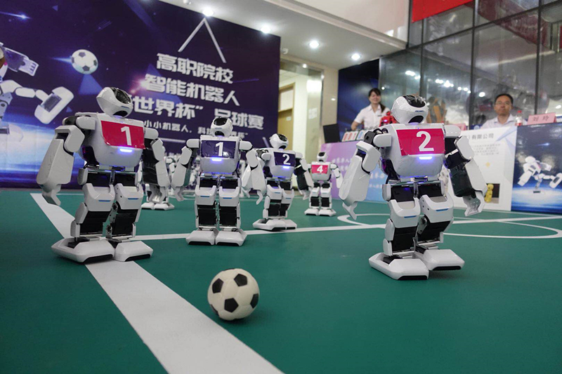 世界足球机器人比赛,机器人足球比赛完整版