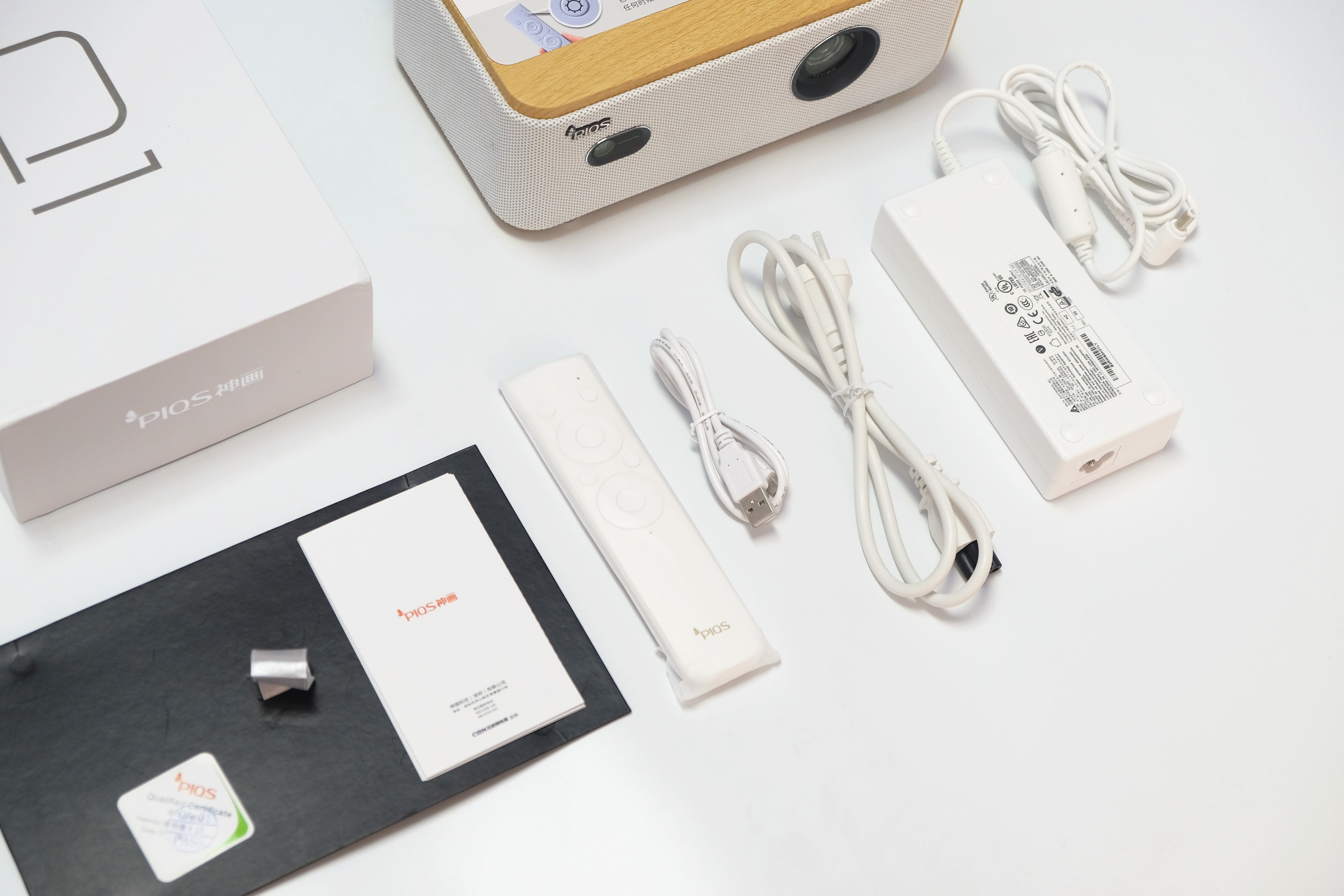 神画q1与f1投影仪评测,神画q1投影仪怎么样