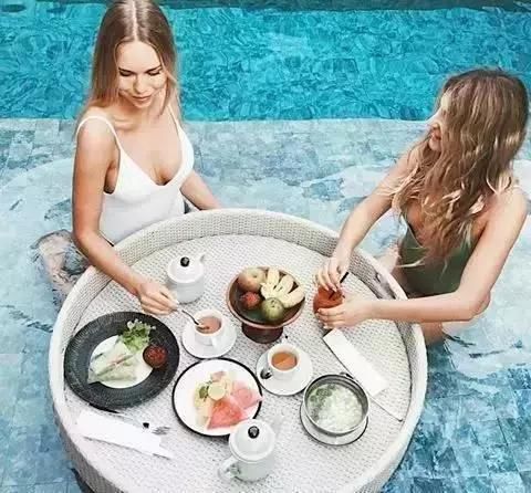 巴厘岛买什么口红便宜,巴厘岛旅游攻略住宿价格