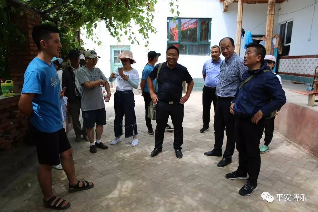 警营要闻丨深圳“博爱”助学团赴博乐市考察“博爱”助学活动