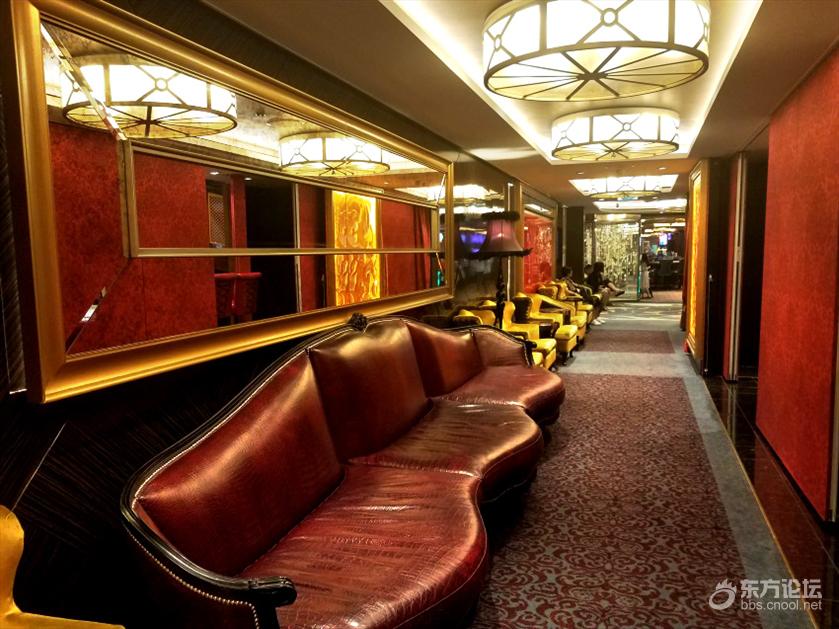 皇家加勒比游轮量子号游记,坐海洋量子号游轮旅游攻略