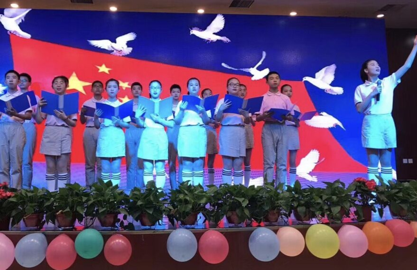 栉风沐雨砥砺前行薪火传承,栉风沐雨，砥砺前行