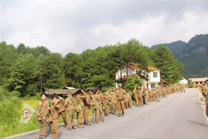 你的夏天又闷又热？不好意思，我们的Summer又清爽又有趣~