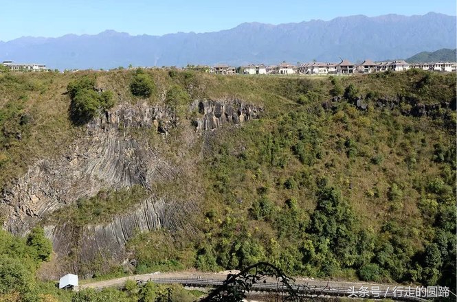 这个被誉为中国10大古镇之首的小镇，到底美在哪里？