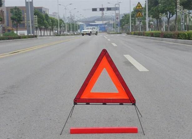 喜欢出去浪的车主注意了，异地事故处理技巧必须得懂！