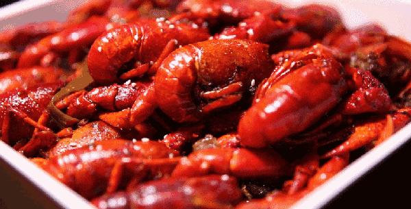 吃小龙虾千万要注意这些,有人说的小龙虾不能吃吗