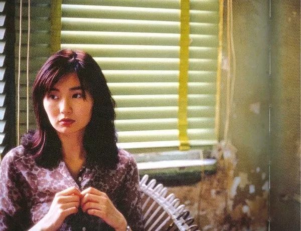 恋爱的女生都这样口是心非对吗,女生不想谈恋爱口是心非