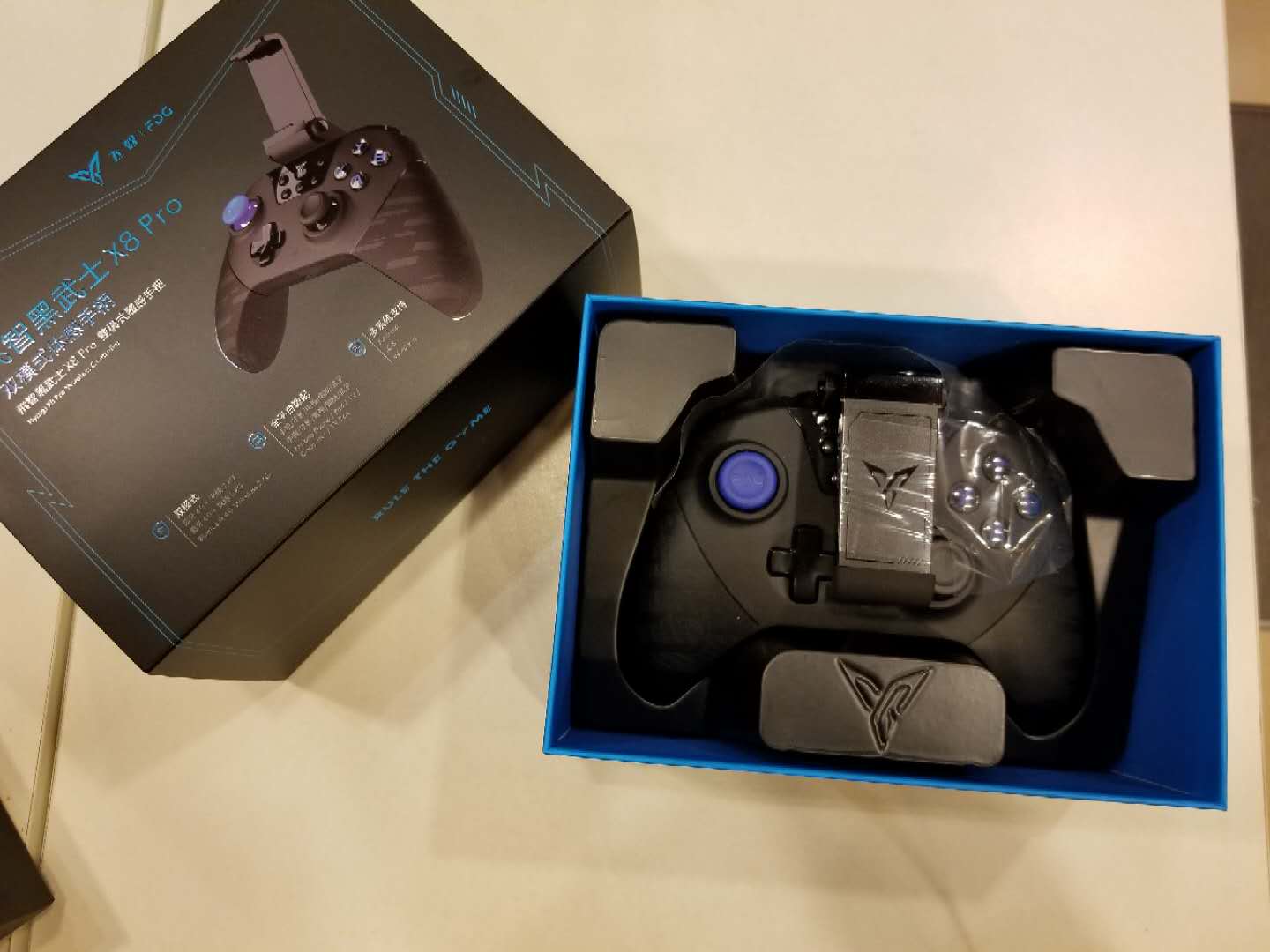 飞智黑武士x8pro有2.4g嘛,飞智黑武士x8pro有哪些模式