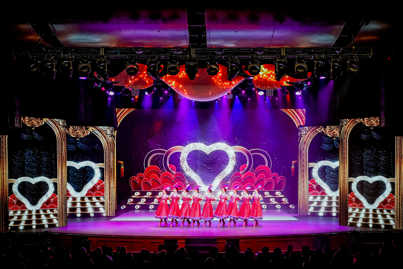 澳门巴黎人时尚秀,澳门巴黎人夜景震撼视频